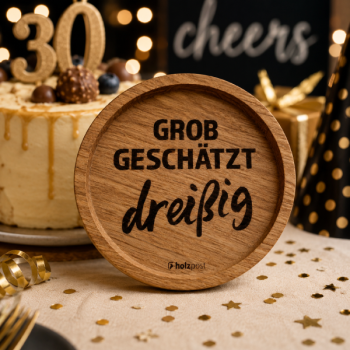 Engraved oak coaster grob geschätzt dreißig