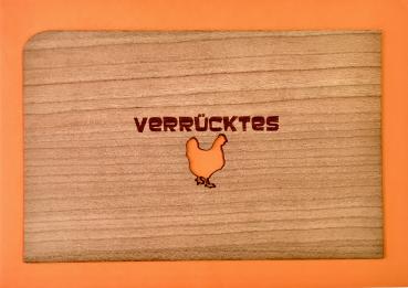Cherry wood greeting card Verrücktes Huhn
