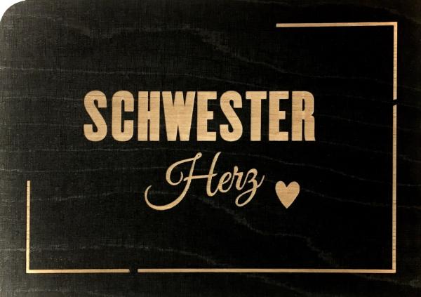 Schwarze Postkarte "Schwesterherz"